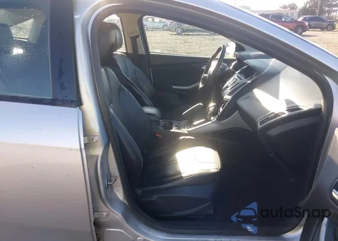 2014 Ford Focus Se from USA, damaged, VIN 1FADP3F23EL238315